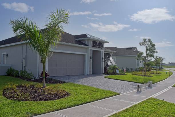 Best Professional Driveway Pavers  in Flower Hill, NY